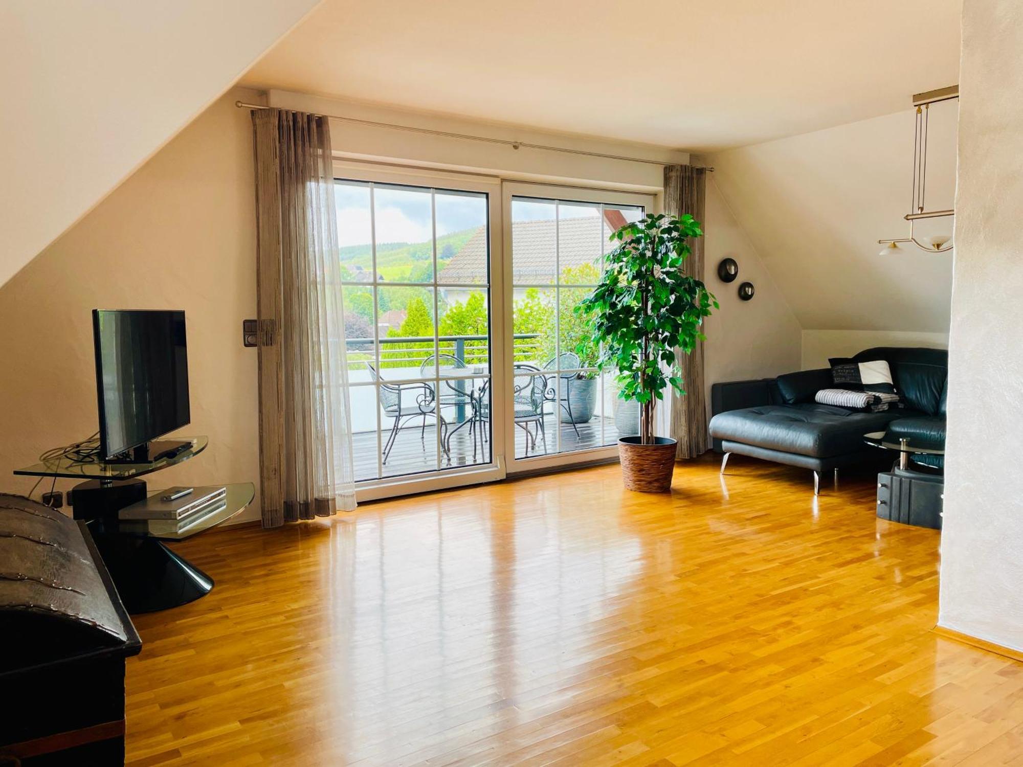 Moderne Ferienwohnung Mit Sonnenbalkon In Fretter Finnentrop Exterior photo
